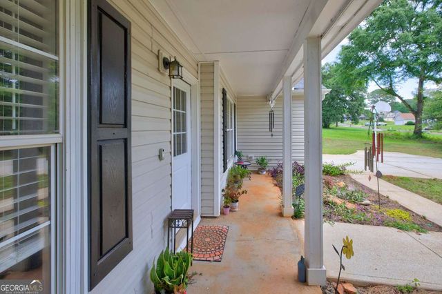 1447 Millstone Court, Bethlehem, GA 30620