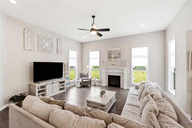 2051 Stonewater Drive, Washington Twp, OH 45458