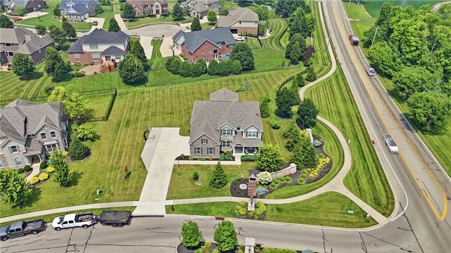 2051 Stonewater Drive, Washington Twp, OH 45458