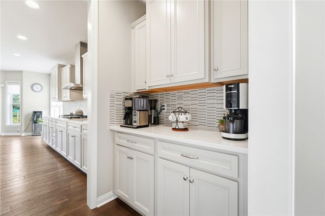 2051 Stonewater Drive, Washington Twp, OH 45458