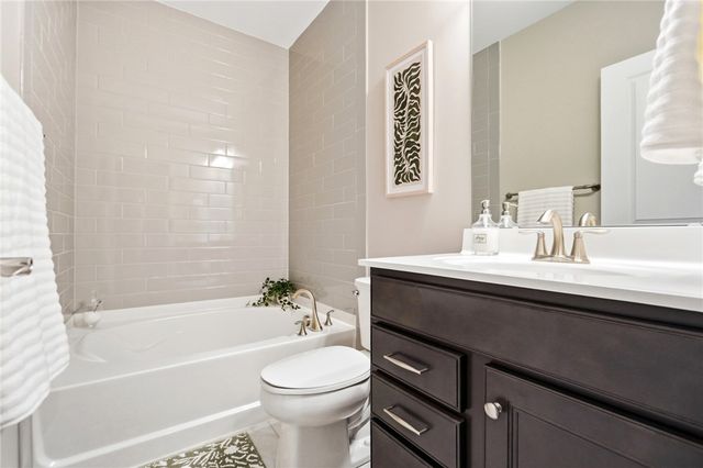 2051 Stonewater Drive, Washington Twp, OH 45458
