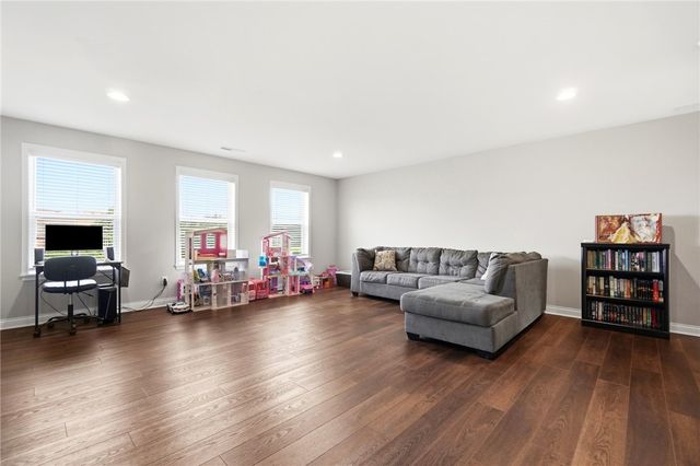2051 Stonewater Drive, Washington Twp, OH 45458