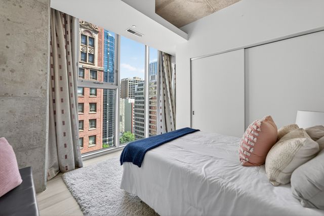 550 N St Clair Street 1501, Chicago, IL 60611