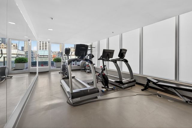 550 N St Clair Street 1501, Chicago, IL 60611