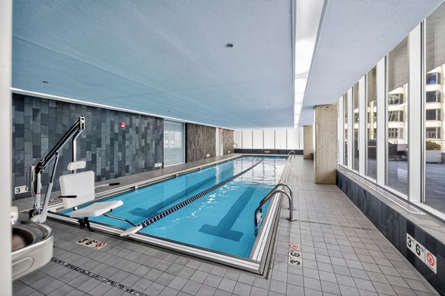 550 N St Clair Street 1501, Chicago, IL 60611
