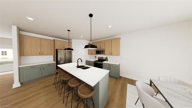 9199 Stoney River Lane, Kernersville, NC 27284