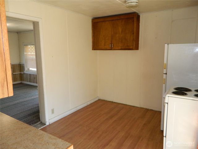 2127 Sinlahekin Road, Loomis, WA 98827