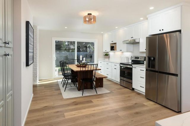 751 Myrtle Street, Redwood City, CA 94061