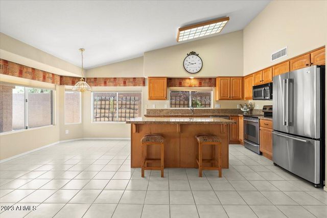 4326 E RANCHO TIERRA Drive, Cave Creek, AZ 85331