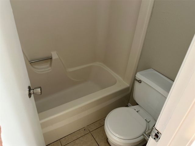 210 W 4th Street, Irving, TX 75060