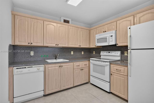 1903 Bermuda Circle D2, Coconut Creek, FL 33066