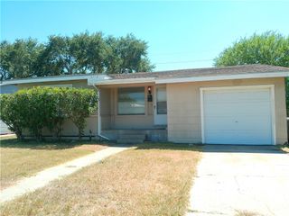 3913 Chestnut St, Corpus Christi, TX 78411