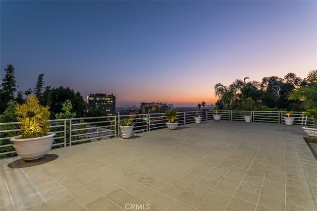 1255 Hilldale, West Hollywood, CA 90069