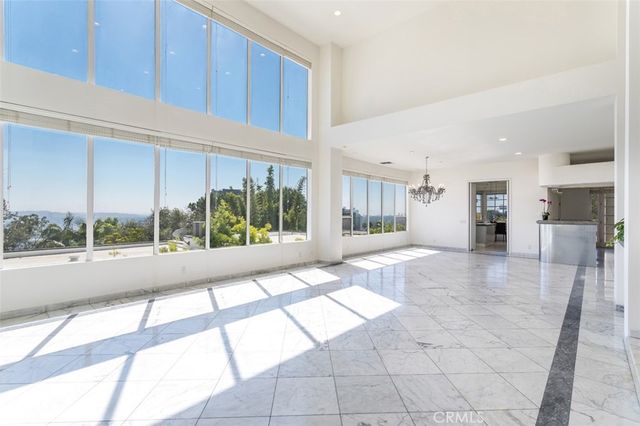 1255 Hilldale, West Hollywood, CA 90069