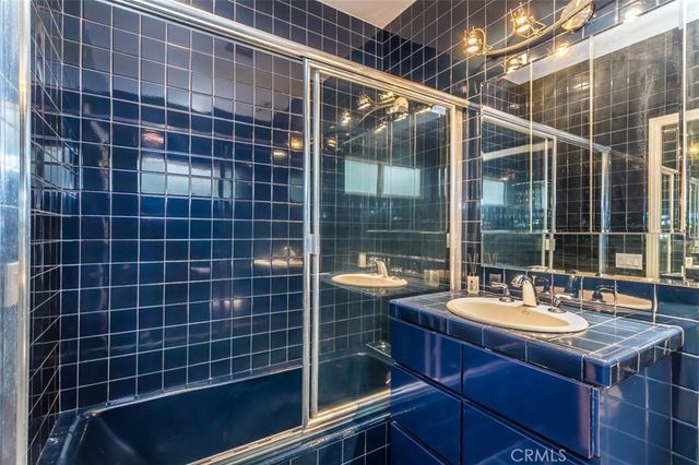 1255 Hilldale, West Hollywood, CA 90069