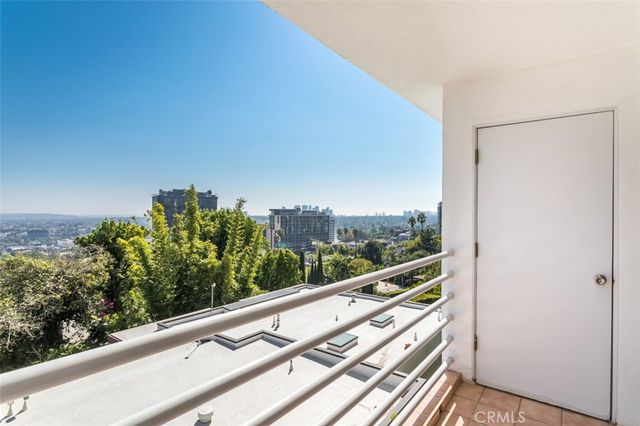 1255 Hilldale, West Hollywood, CA 90069