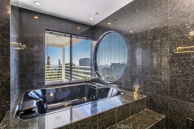 1255 Hilldale, West Hollywood, CA 90069