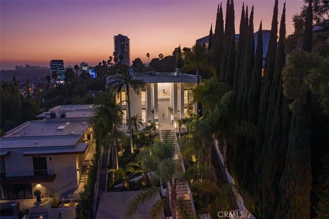 1255 Hilldale, West Hollywood, CA 90069