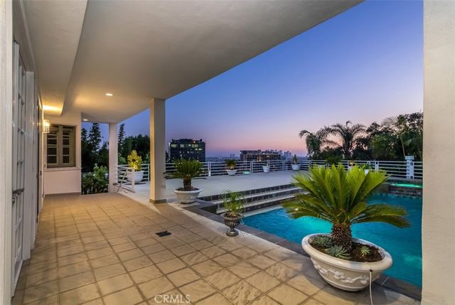 1255 Hilldale, West Hollywood, CA 90069