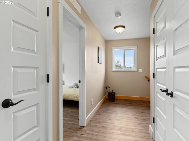 601 Stone View Way, Kalama, WA 98625