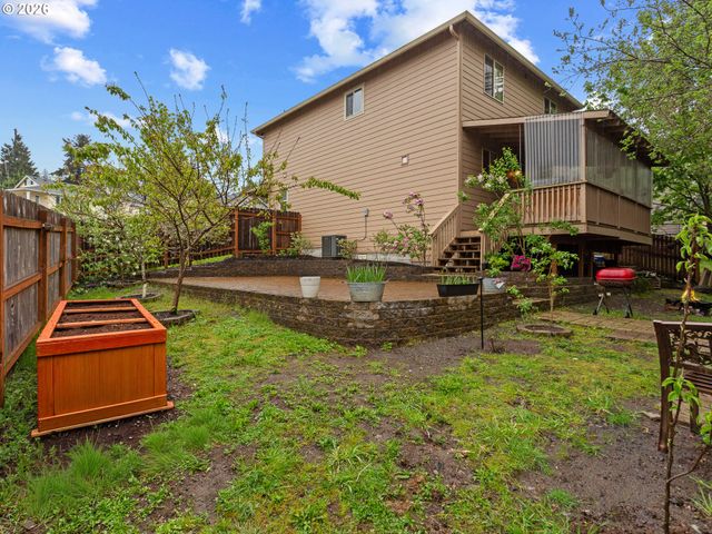 601 Stone View Way, Kalama, WA 98625