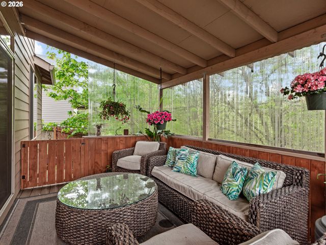 601 Stone View Way, Kalama, WA 98625