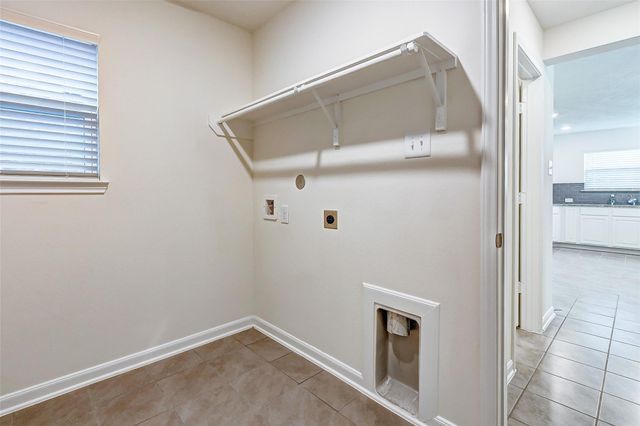 12451 Buck Sable Lane, Houston, TX 77044