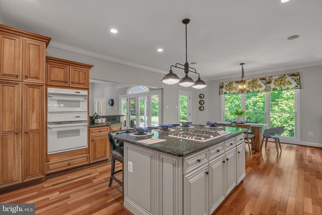 1135 GOLDFINCH LN, Millersville, MD 21108
