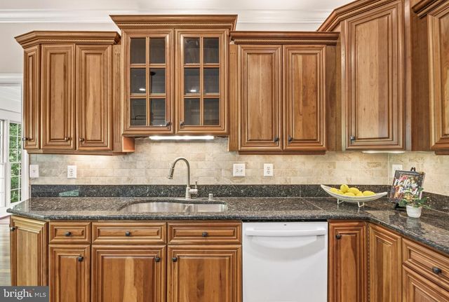 1135 GOLDFINCH LN, Millersville, MD 21108
