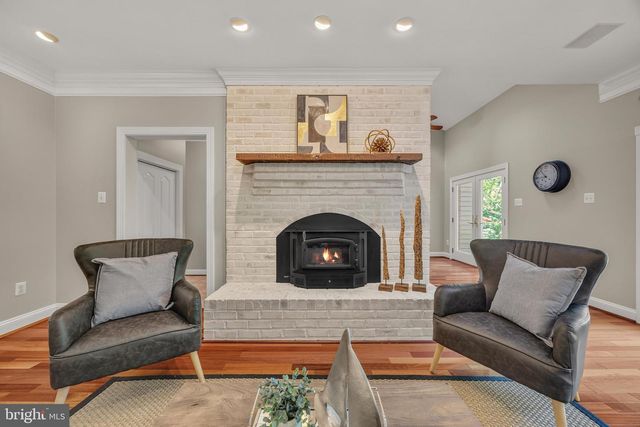 1135 GOLDFINCH LN, Millersville, MD 21108