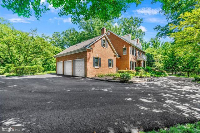 1135 GOLDFINCH LN, Millersville, MD 21108