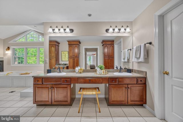 1135 GOLDFINCH LN, Millersville, MD 21108