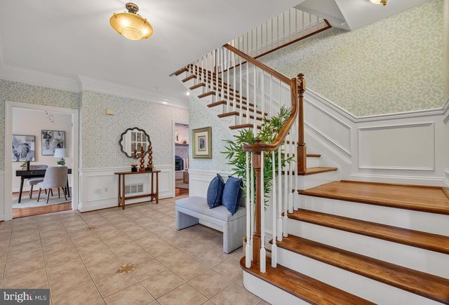 1135 GOLDFINCH LN, Millersville, MD 21108