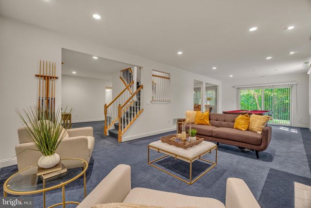 1135 GOLDFINCH LN, Millersville, MD 21108