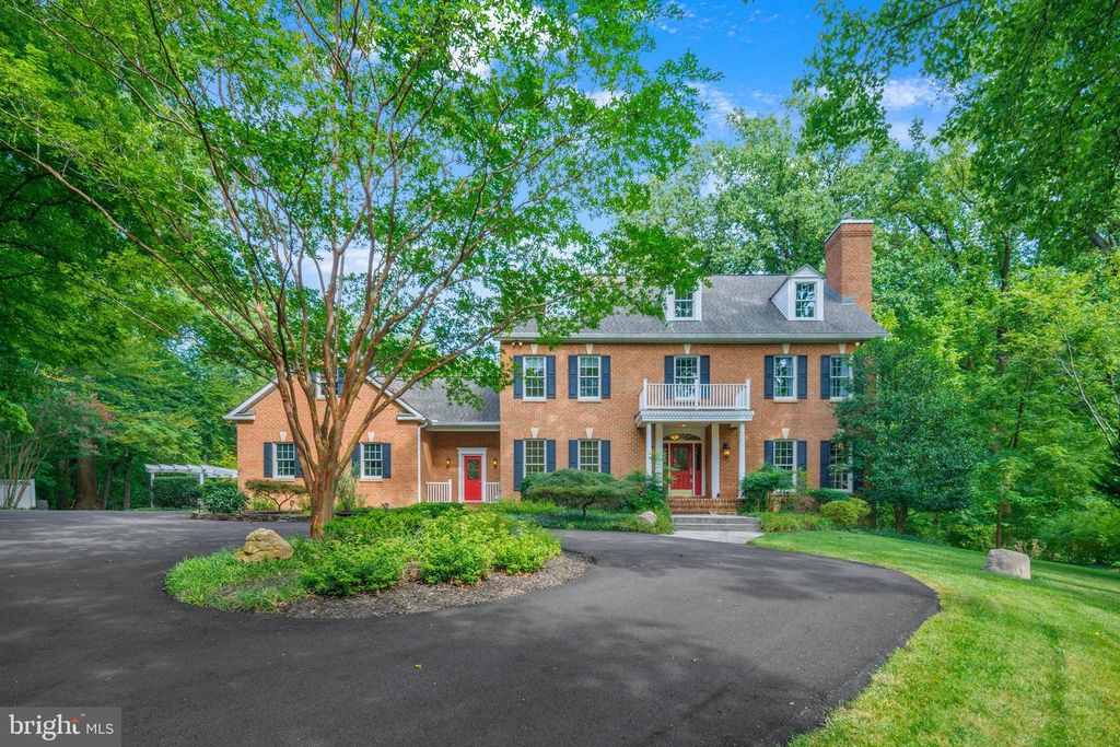 1135 GOLDFINCH LN, Millersville, MD 21108