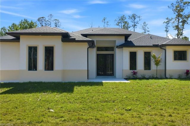1514 47th AVE NE, Naples, FL 34120