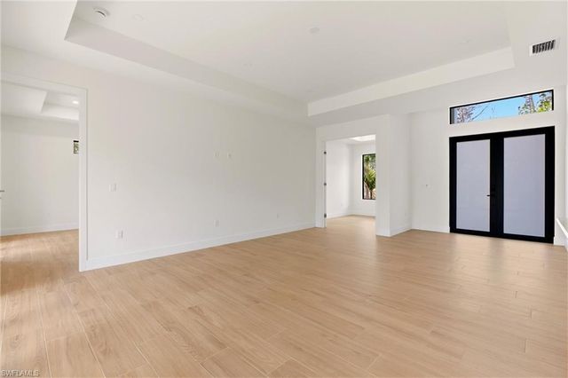 1514 47th AVE NE, Naples, FL 34120