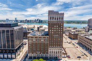 525 W Lafayette Boulevard, Detroit, MI 48226