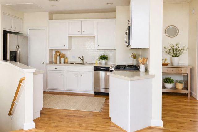 3716 Main Plaza Drive, Houston, TX 77025