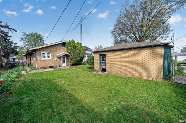 1958 Beverly Place, South Bend, IN 46616