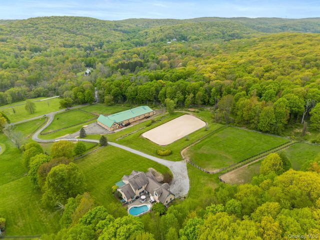 5 McCarthy Road, Holmes, NY 12531