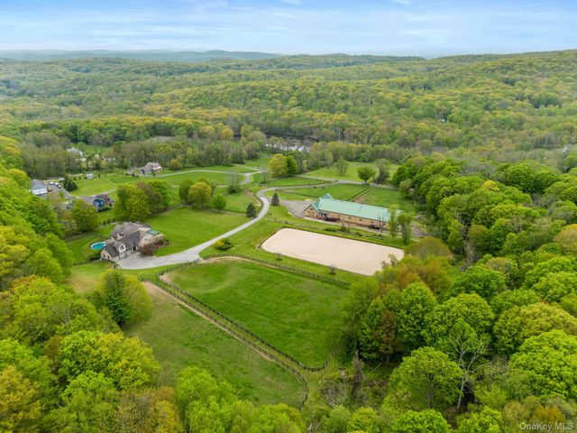 5 McCarthy Road, Holmes, NY 12531