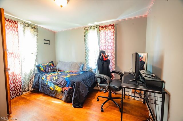 2835 S Schenley Avenue, Youngstown, OH 44511