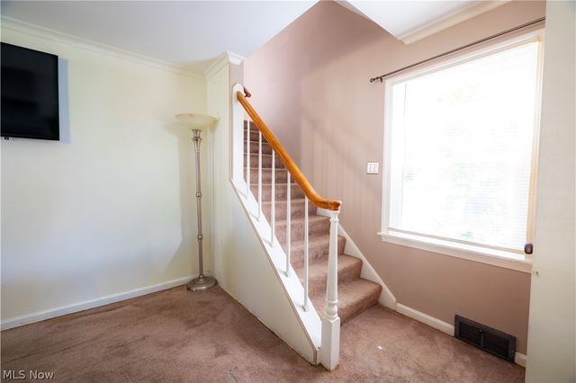 2835 S Schenley Avenue, Youngstown, OH 44511