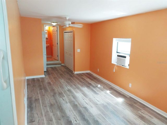 302 52ND AVENUE TERRACE E, Bradenton, FL 34203