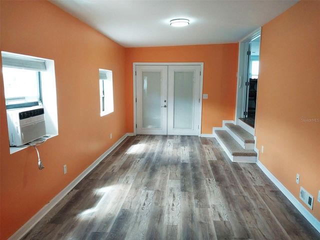 302 52ND AVENUE TERRACE E, Bradenton, FL 34203