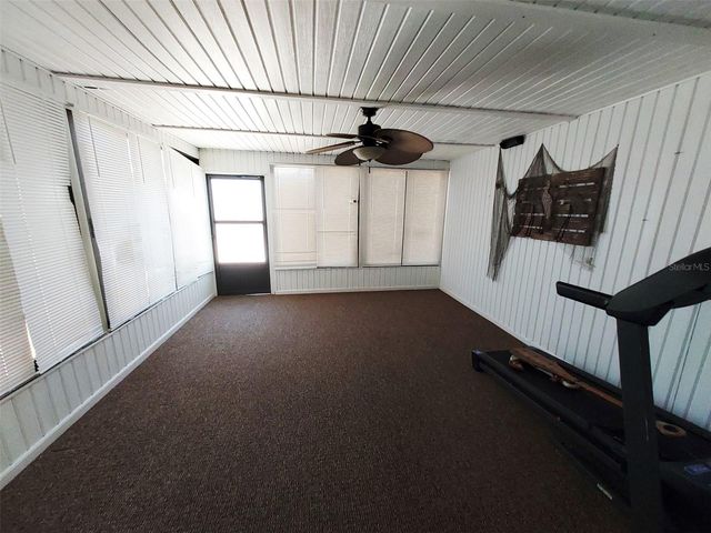 302 52ND AVENUE TERRACE E, Bradenton, FL 34203