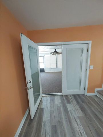 302 52ND AVENUE TERRACE E, Bradenton, FL 34203