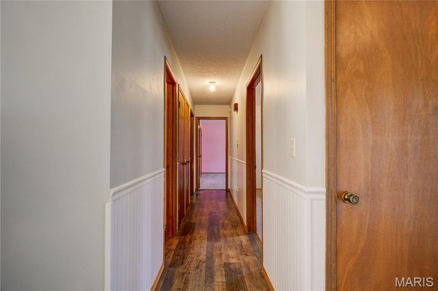 202 Ashley Dr, Sikeston, MO 63801