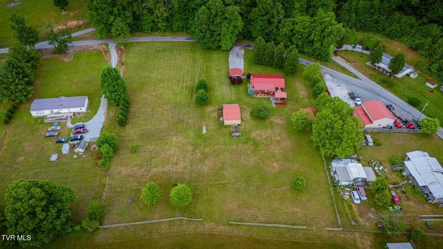 1025 Old Iron Mtn Road, Unicoi, TN 37692